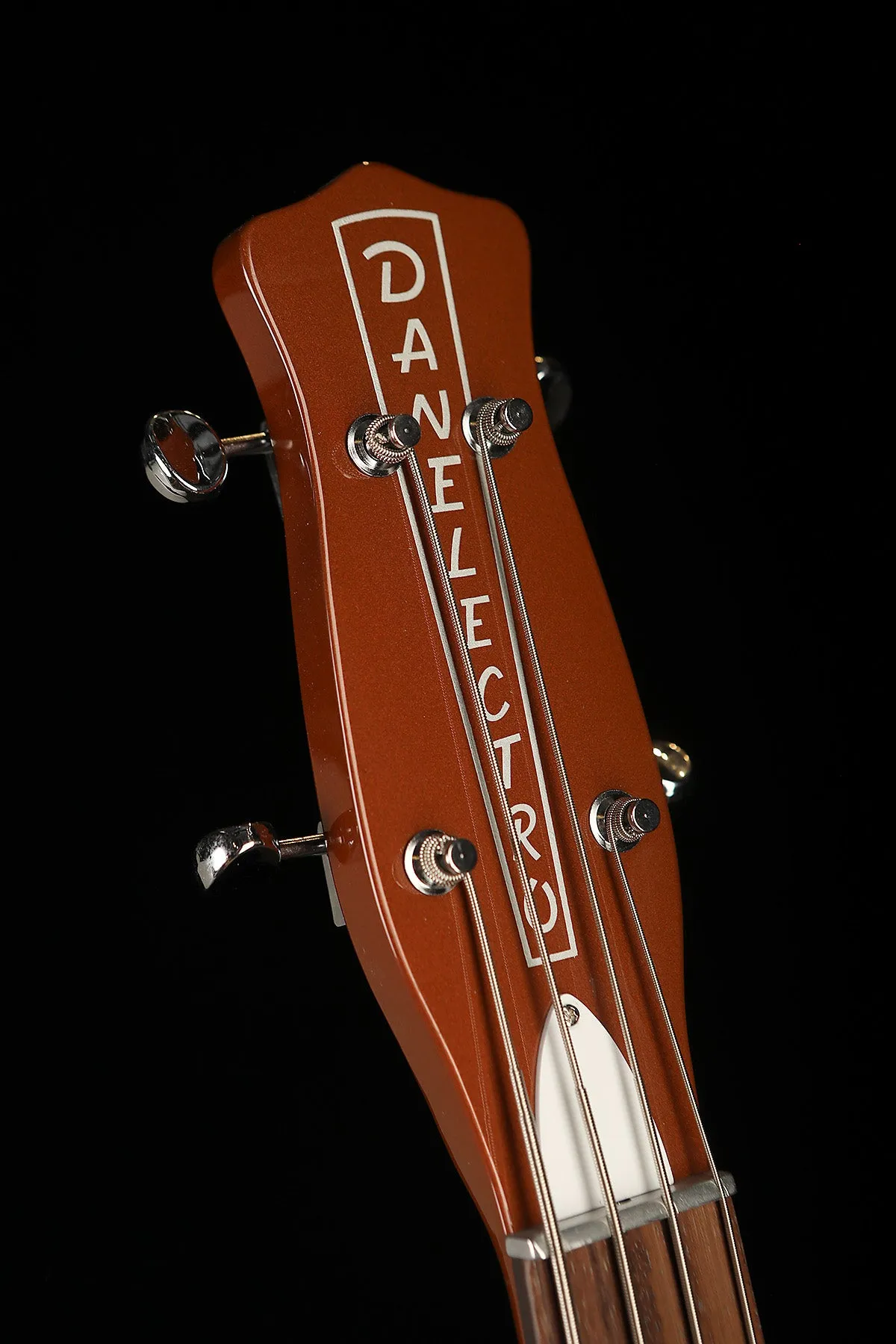 Danelectro 59DC Short Horn Long Scale Bass
