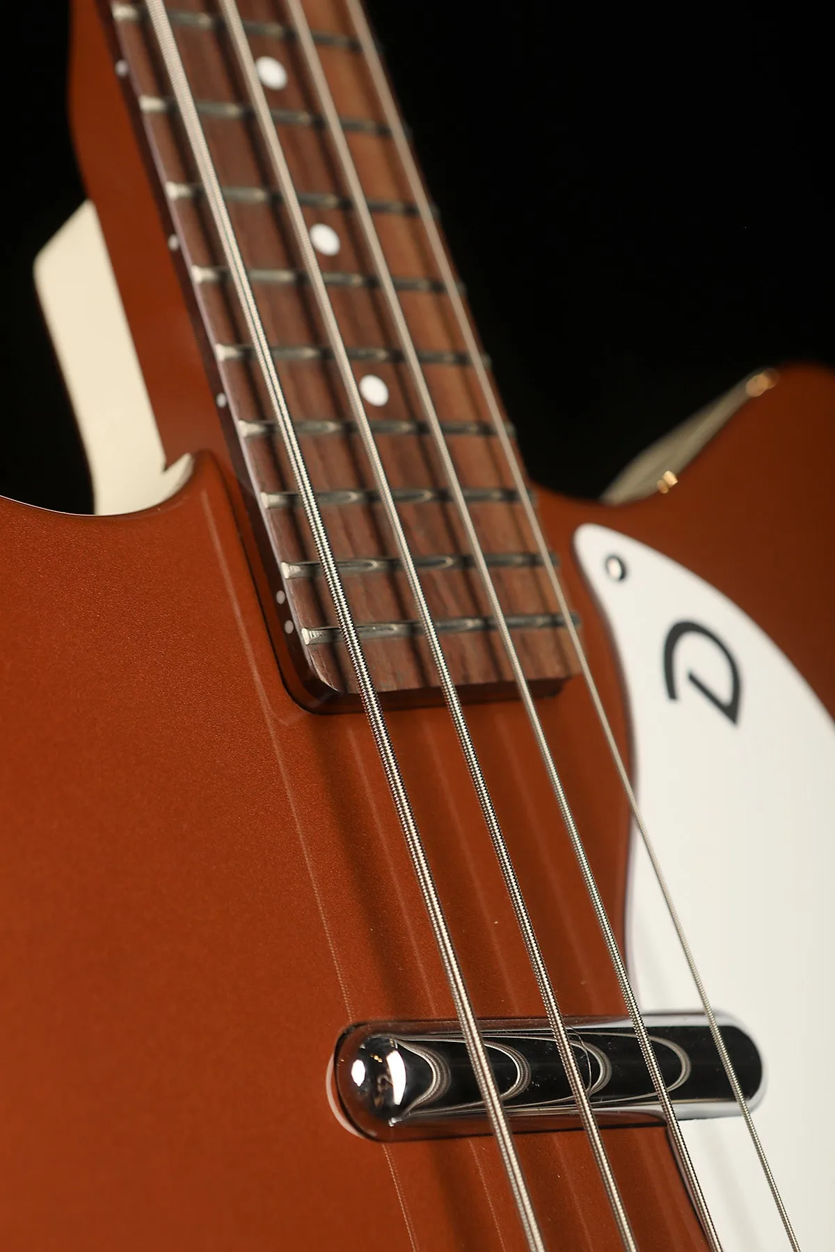 Danelectro 59DC Short Horn Long Scale Bass