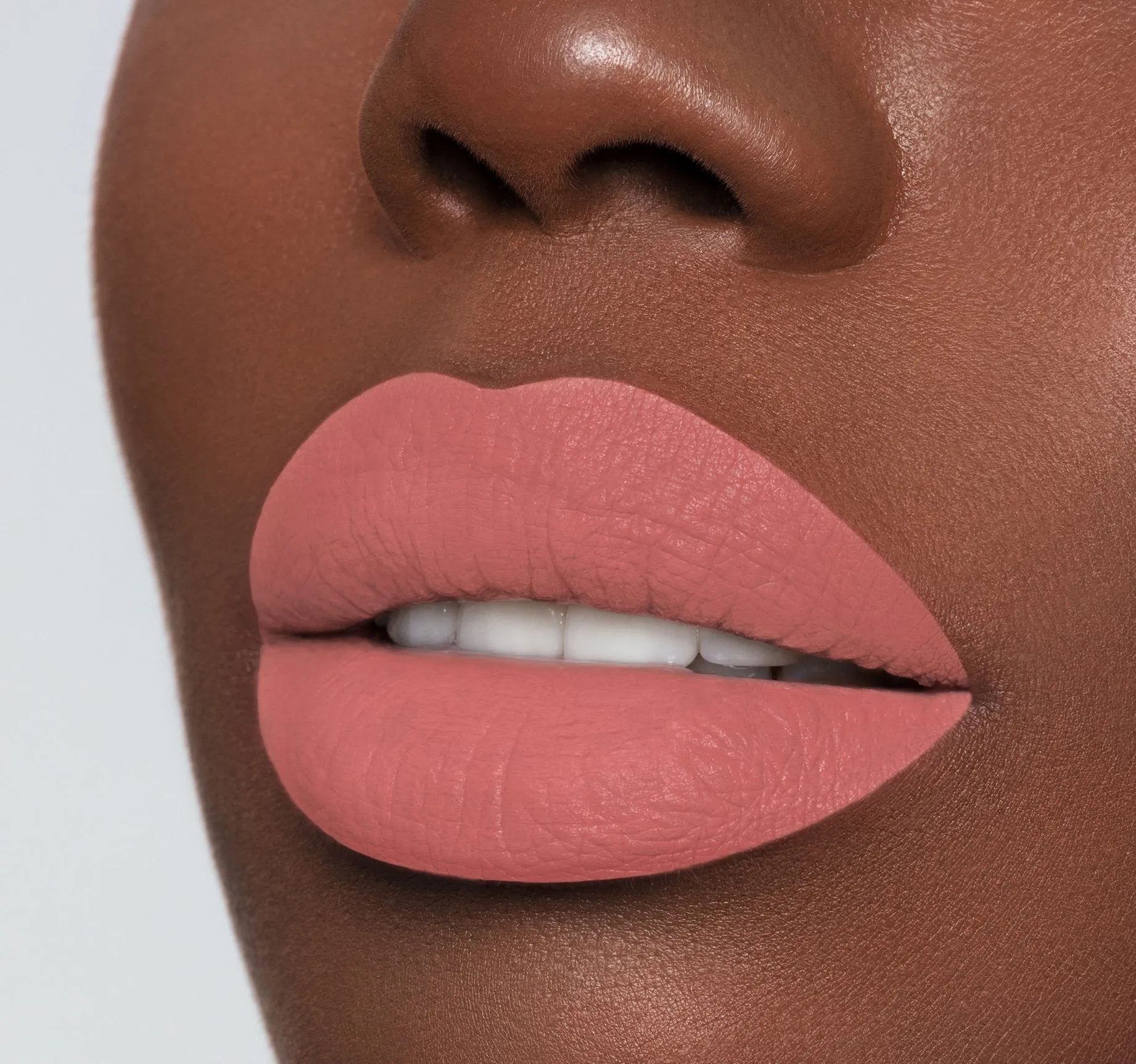 LIP CRAYON - IRL